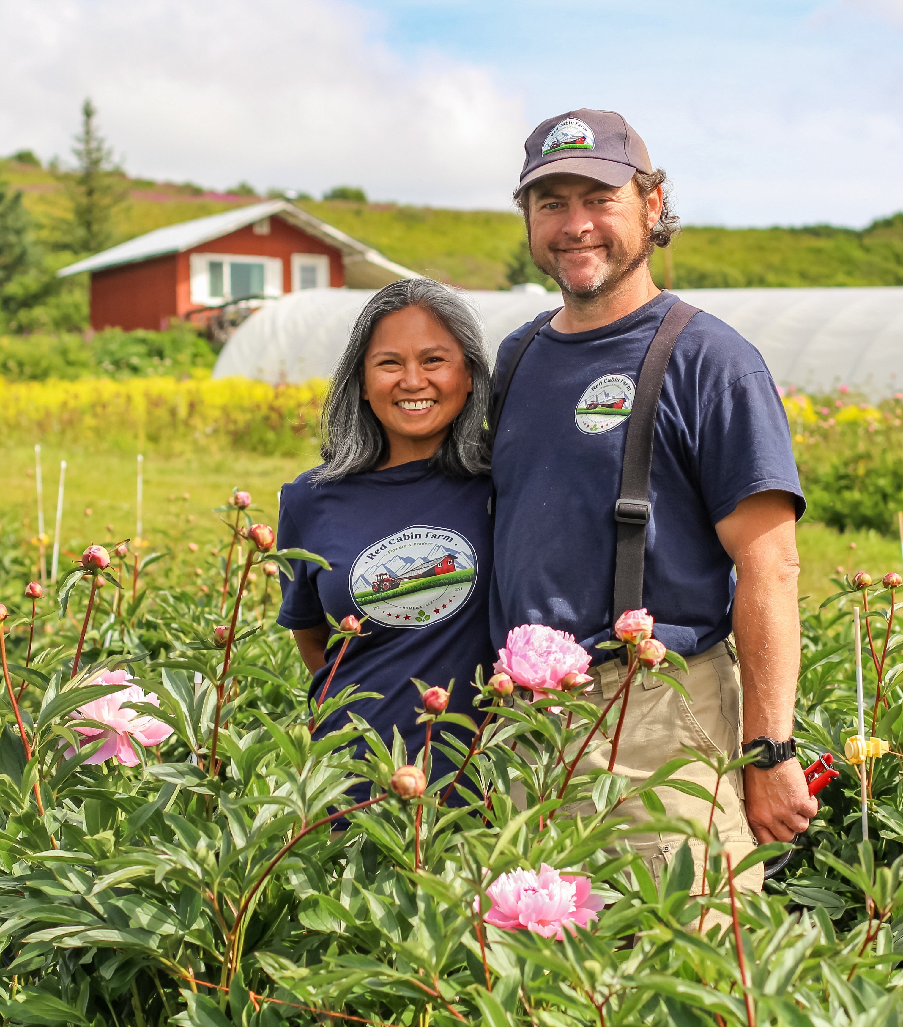 Red Cabin Farm // Ryan & Isobelle Mahoney