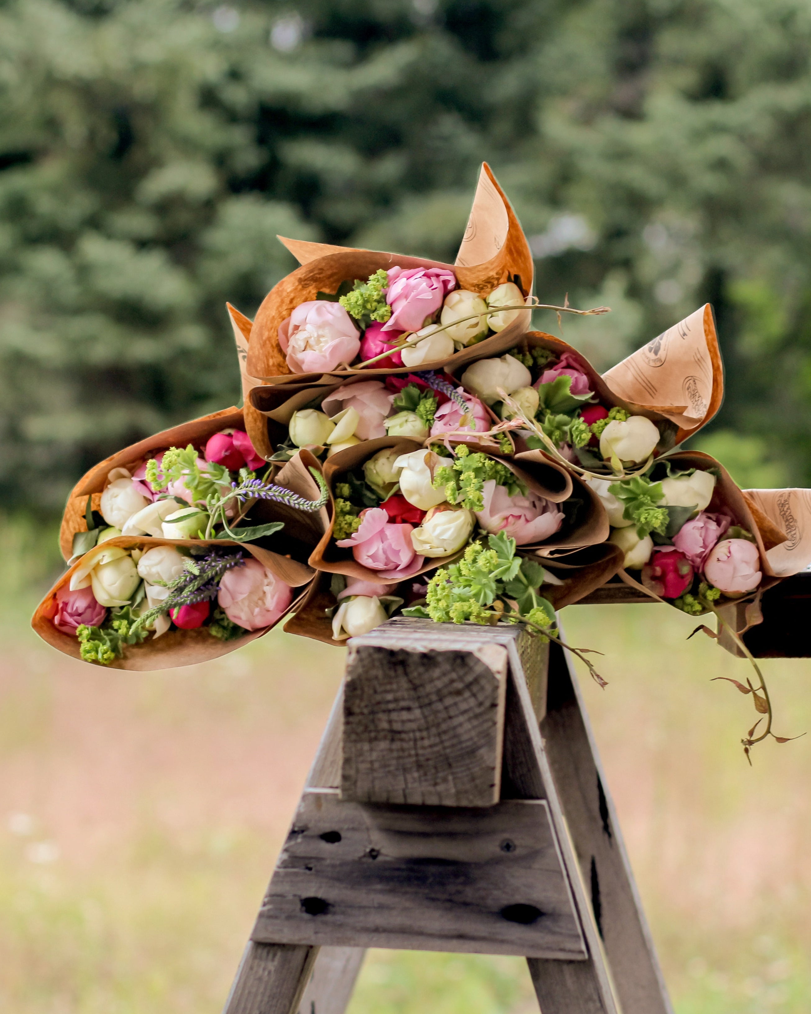 DIY Bouquet Bar - Fridays