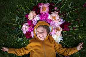 
                  
                    Load image into Gallery viewer, Alaska Mix - 13 Stems
                  
                
